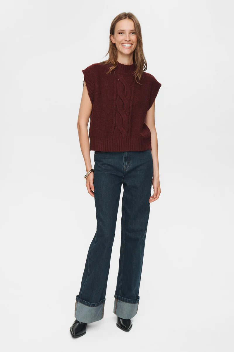 Caly Knit vest