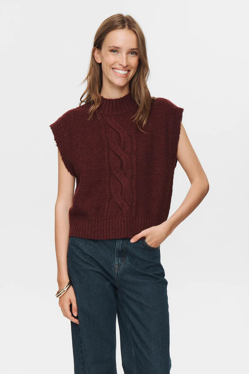 Caly Knit vest