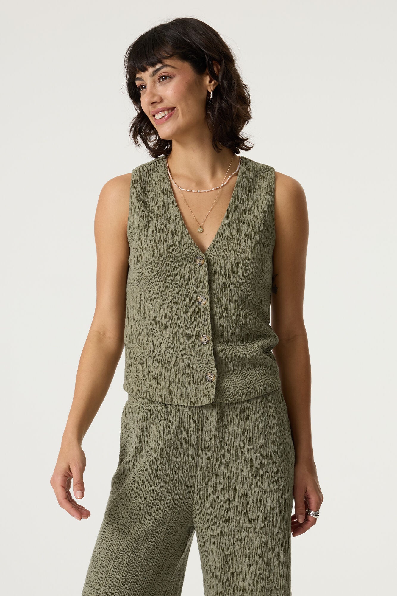 Garcia Crinkle button vest R260290